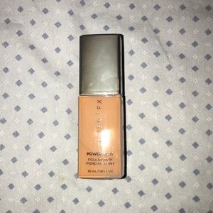 Cover FX’s newest foundation Power Play Shade N90